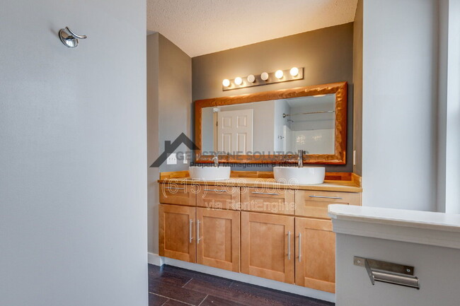 Building Photo - 2402 Nashboro Blvd