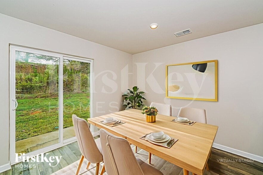 Building Photo - 40 Stevens Cv Dr