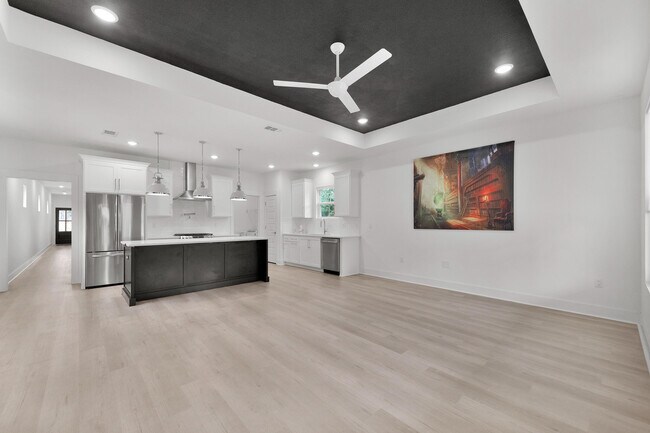 Building Photo - 17 N L St