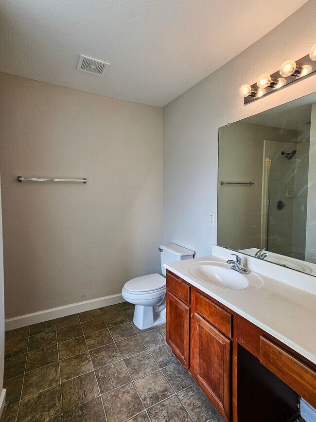 Building Photo - 18315 Fair Grange Ln