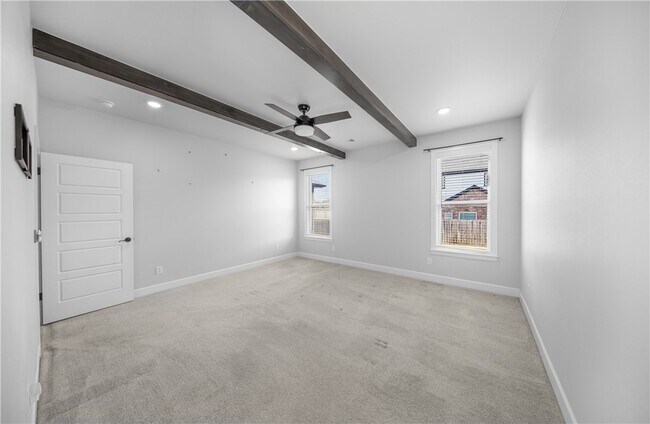 Building Photo - 1140 Hope St