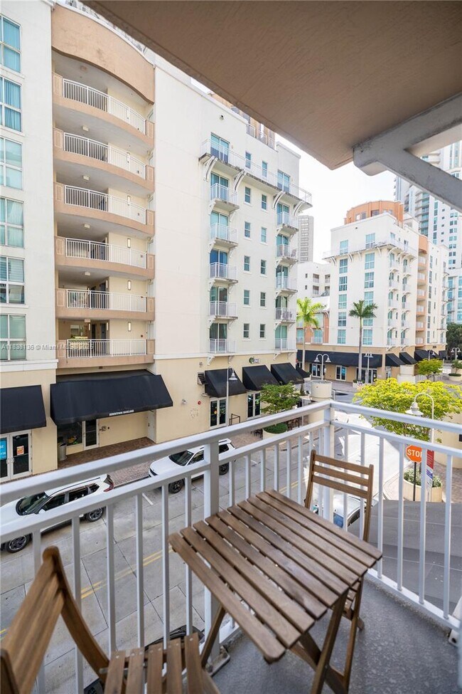 Building Photo - 7275 SW 90th St