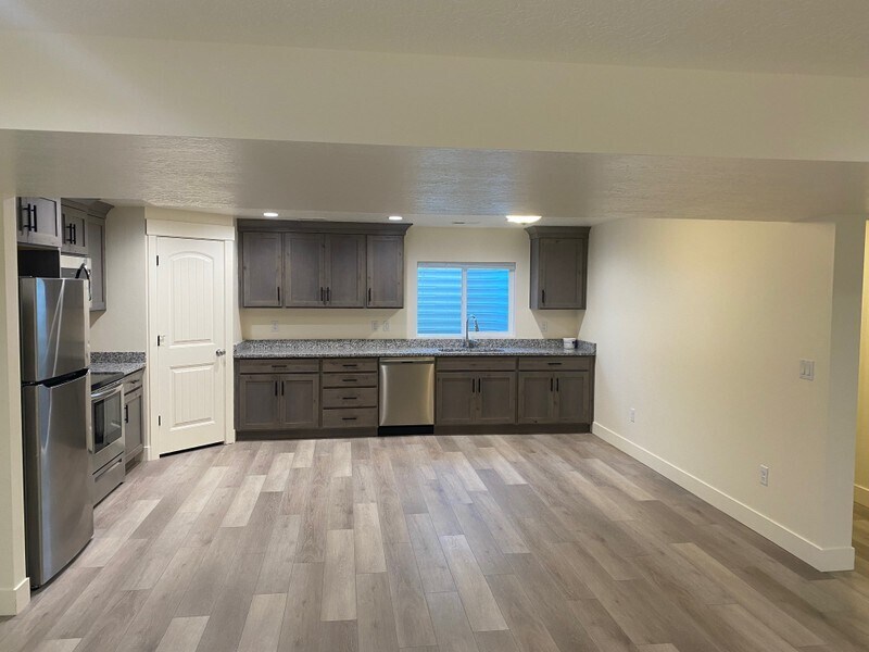 Building Photo - 15078 S 2815 W