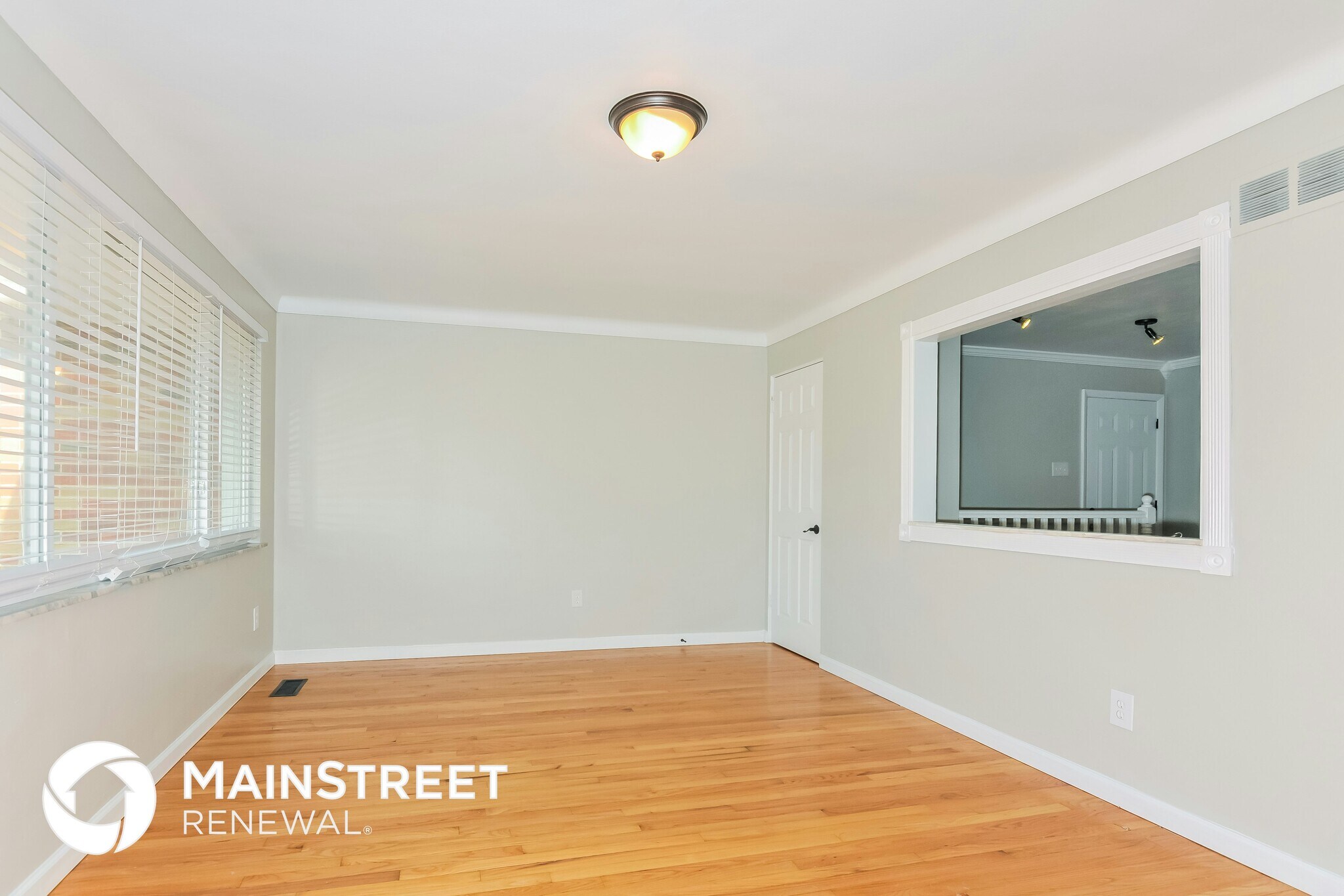 Building Photo - 535 Ryan Dr