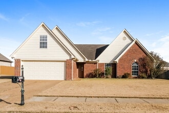 Building Photo - 5086 Jon Oak Dr