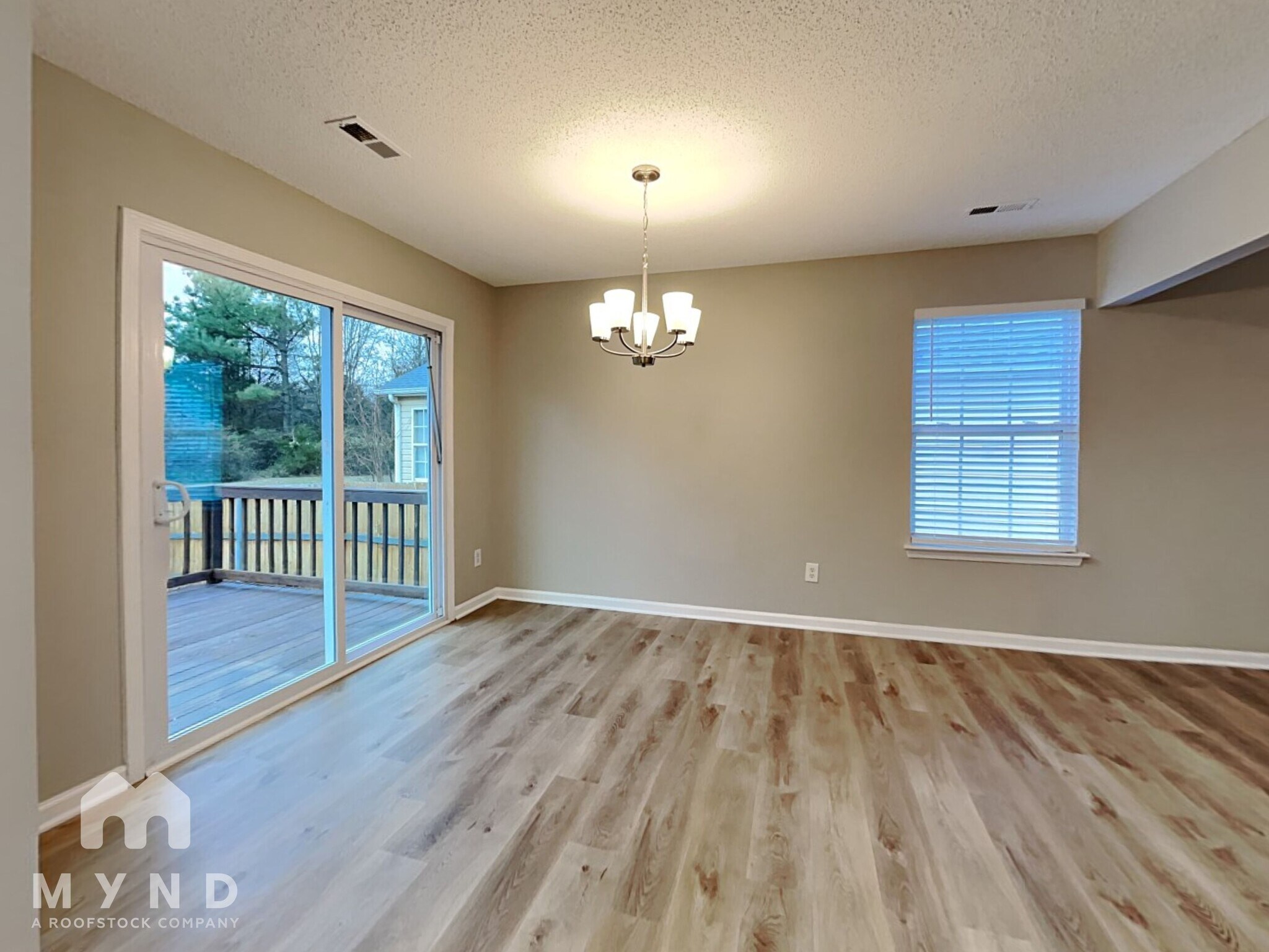 Building Photo - 11527 Stewarts Crossing Dr