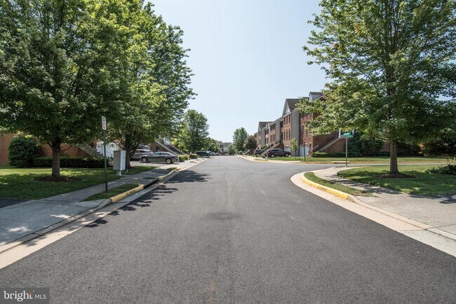 Building Photo - 203 Misty Pond Terrace