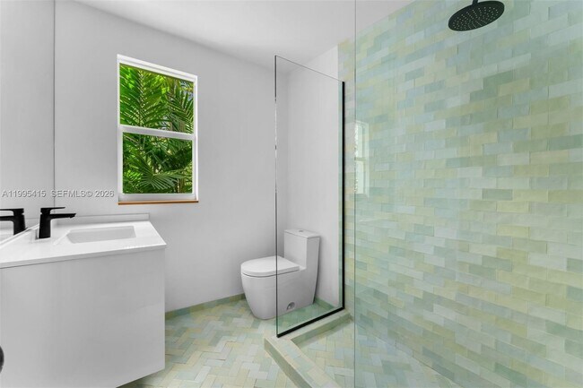 Building Photo - 5812 Alton Rd