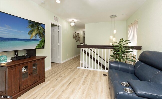 Building Photo - 3325 Antica St