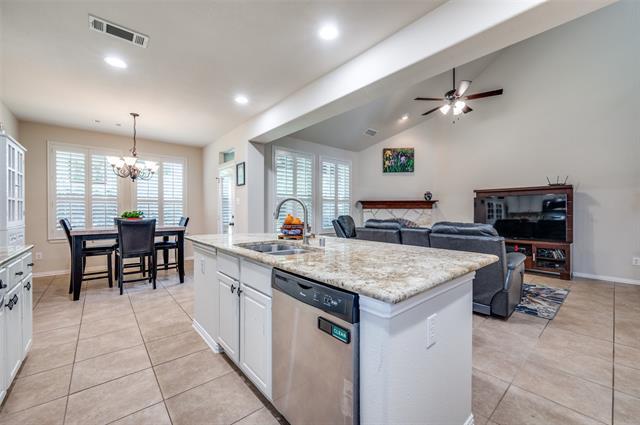 Building Photo - 5312 Grovewood Dr