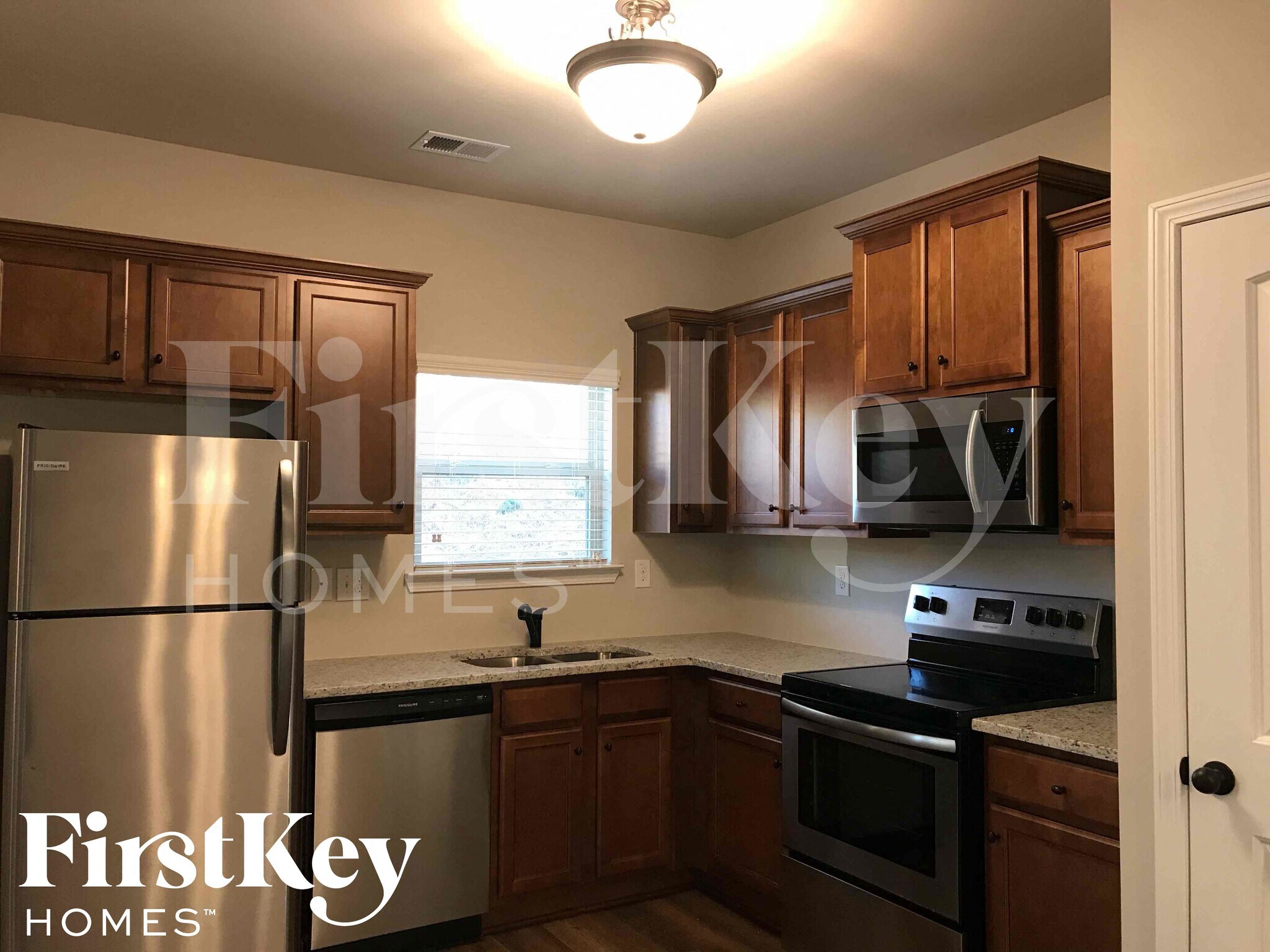 Building Photo - 5458 Union Hill Ct