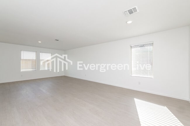 Building Photo - 12516 Huntington Rdg Wy