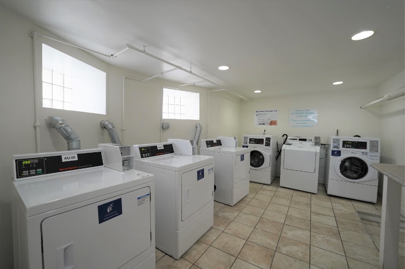 Building Photo - 71 Brighton Ave