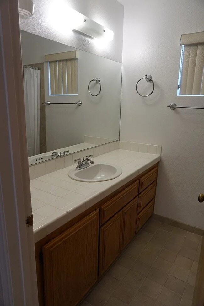 Building Photo - 3 Bedroom In San Jacinto