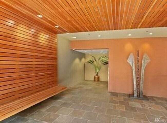 Building Photo - Light and Bright Top floor 1bd 1bath Condo!
