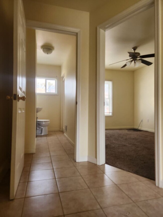 Building Photo - 413-415 N. 6th Avenue