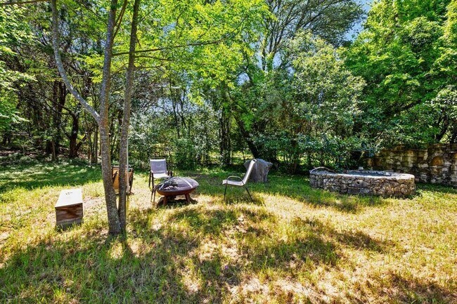 Building Photo - 5803 Rittenhouse Shore Dr