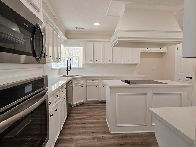 Building Photo - 16627 Aldenham Pl