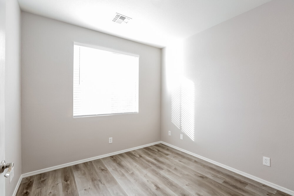 Building Photo - 1115 E Grove St