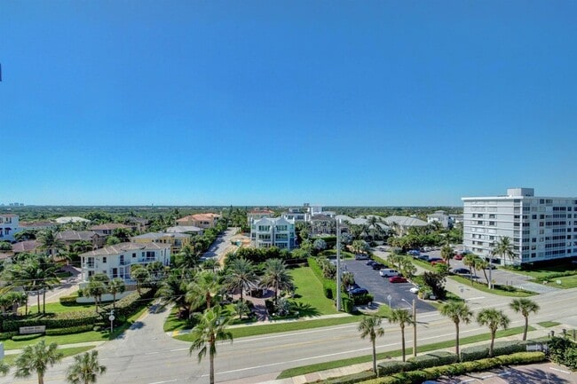 Building Photo - 840 Ocean Dr