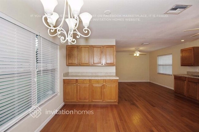 Building Photo - 3900 Lejune Ave