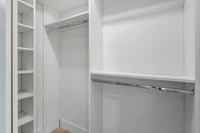 Building Photo - 2021 NW 3rd Ave