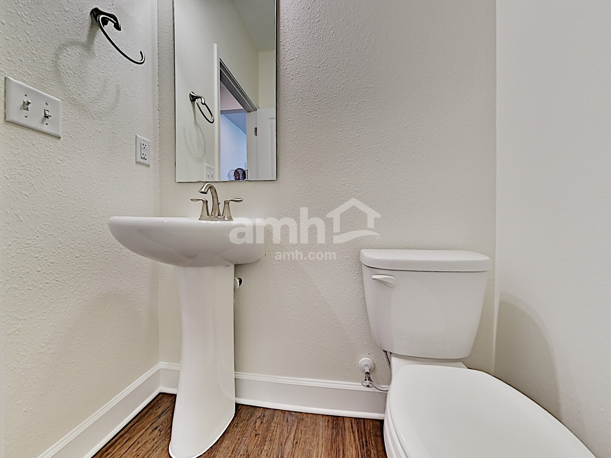 Building Photo - 105 Moultrie Crossing Ln