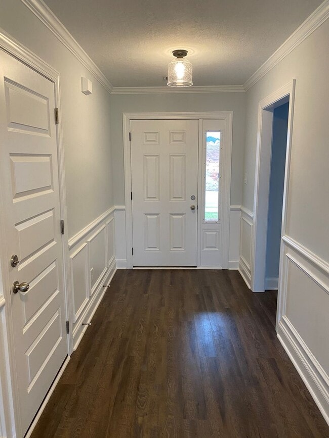 Building Photo - 2318 Bundoran Dr