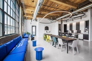 Building Photo - The Graphic Lofts