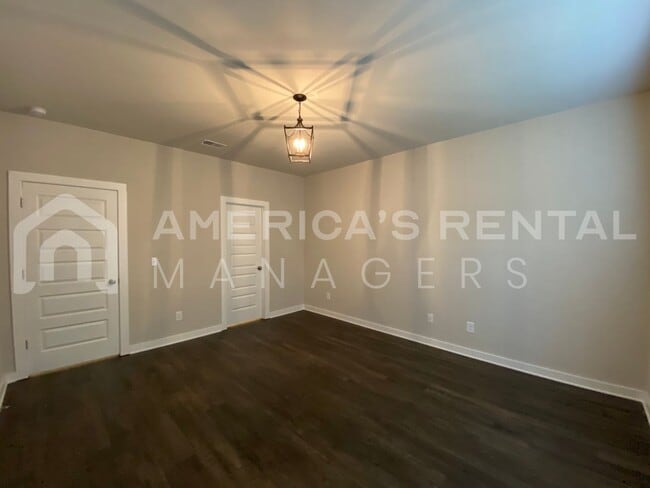 Building Photo - Home for Rent in Jemison, AL...Available to View Now!