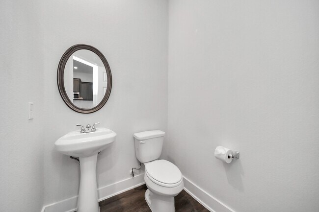 Building Photo - 4423 Santorini Ln