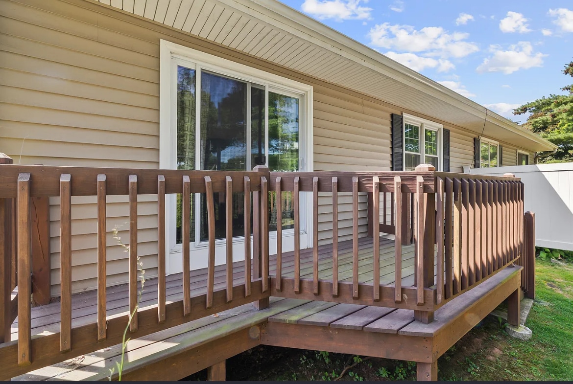 Building Photo - 1293 New Britain Ave