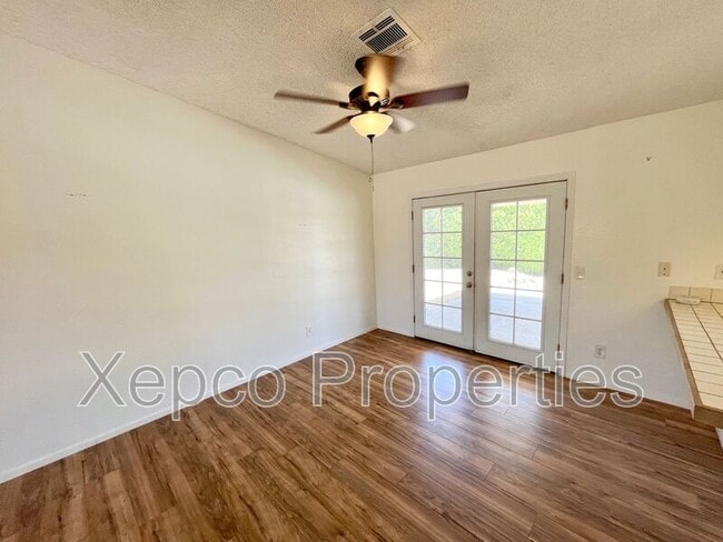 Building Photo - 77304 Ohio Ct