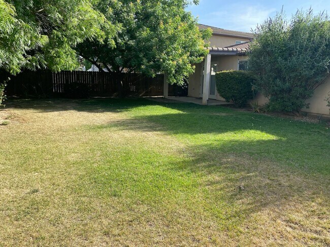 Building Photo - 2434 N El Cajon St