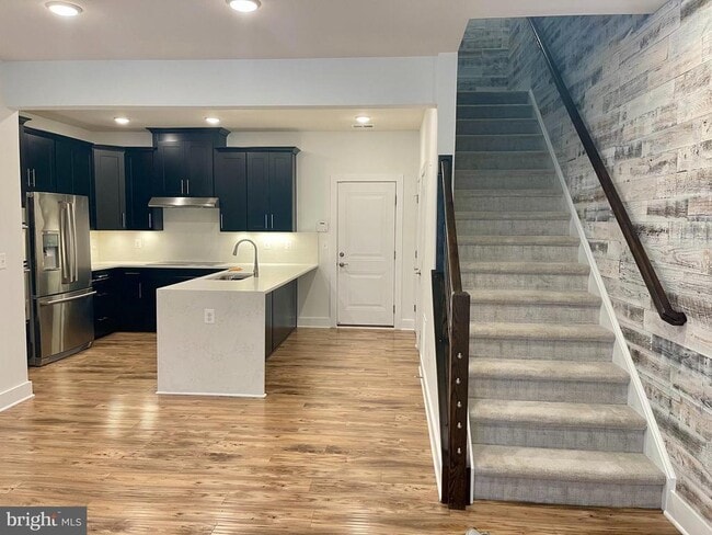 Building Photo - 44774 Tiverton Sq