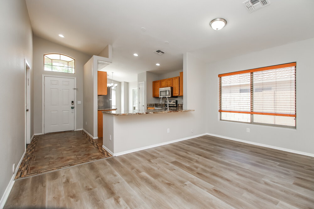 Building Photo - 3834 E Longhorn Dr