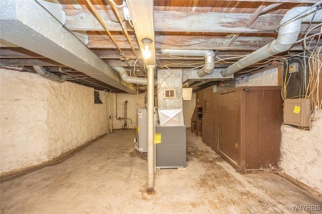 Building Photo - 1112 College Ave