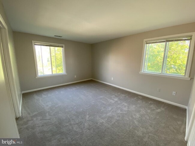 Building Photo - 1712 12th St S