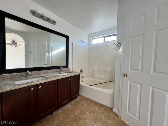 Building Photo - 6577 E Escatawpa Bay Ct