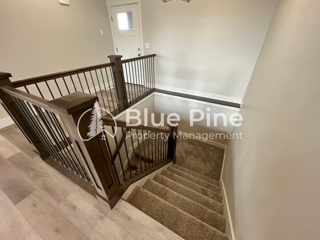 Building Photo - 185 Galena Smt Dr