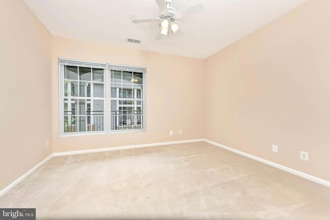 Building Photo - 46588 Drysdale Terrace