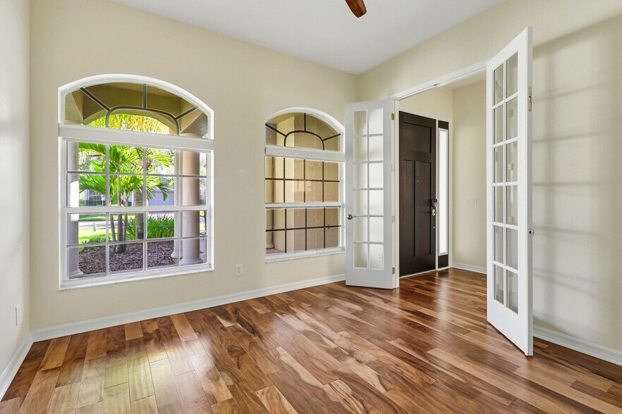 Building Photo - 14525 Mirasol Manor Ct