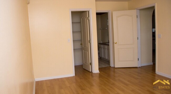 Building Photo - 11649 Audubond Ln