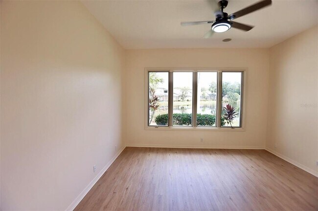 Building Photo - 8515 53rd Pl E