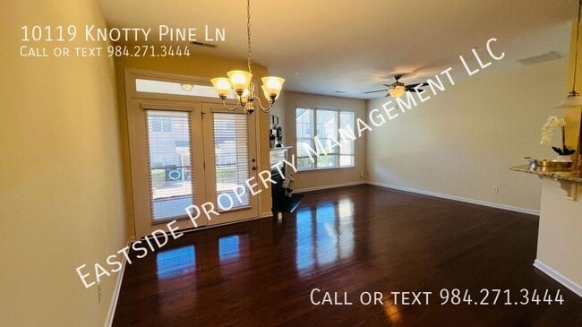 Building Photo - 10119 Knotty Pine Ln