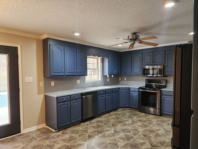 Building Photo - 7816 Cheatham Ford Rd