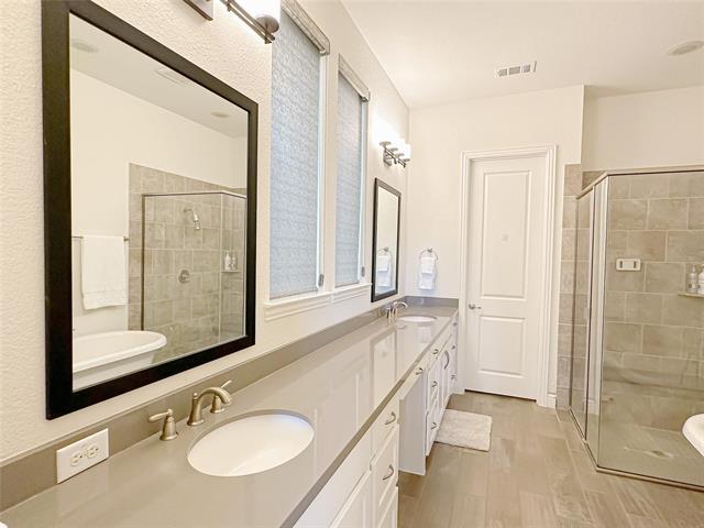 Building Photo - 7605 Kickapoo Dr