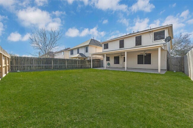 Building Photo - 1906 Rock Ridge Dr