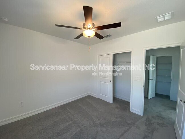 Building Photo - 7113 119th Ct E
