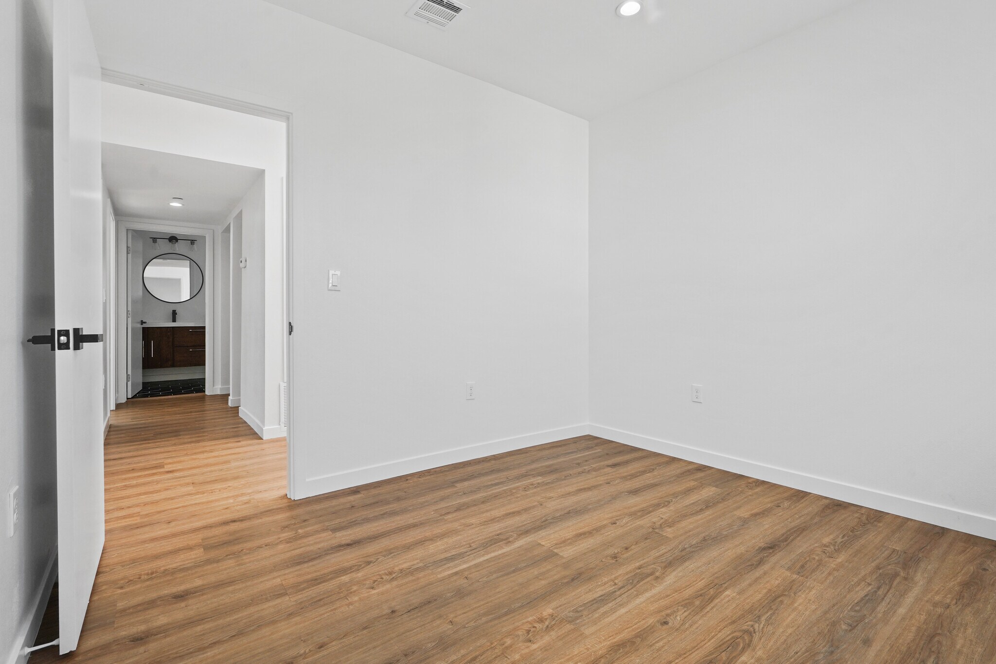 Bdrm 1 - 2318 W 2nd St